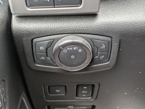 Used 2019 Ford F250 Platinum w/ Platinum Ultimate Package image 14