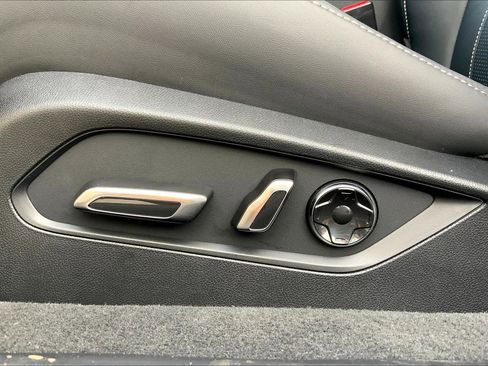 Certified 2025 Acura TLX w/ Technology Package image 37