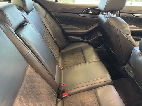 Used 2023 Nissan Maxima SR w/ Sport Mat Group image 16