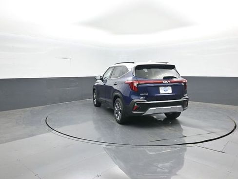 Used 2024 Kia Seltos S FWD image 5