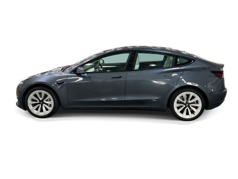 Certified 2022 Tesla Model 3 Long Range AWD/4WD image 3