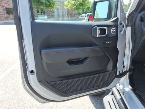 Used 2023 Jeep Wrangler Unlimited Rubicon 392 AWD/4WD image 26