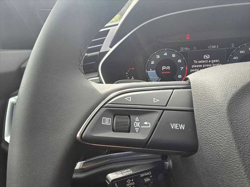 Certified 2025 Audi Q3 2.0T Premium Plus w/ Premium Plus Package image 33