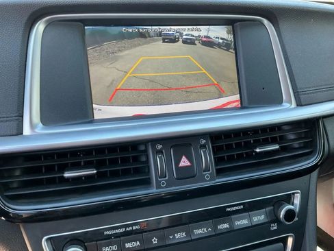 Used 2019 Kia Optima LX image 29