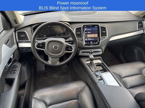 Used 2017 Volvo XC90 T6 Momentum w/ Vision Package image 7