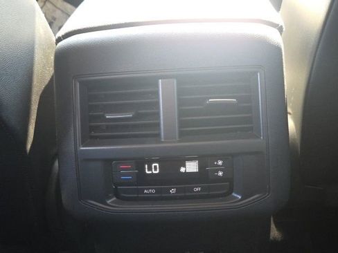 Used 2022 Volkswagen Atlas SE image 20