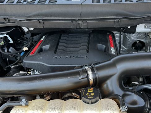 Used 2025 Ford F150 Raptor AWD/4WD image 13