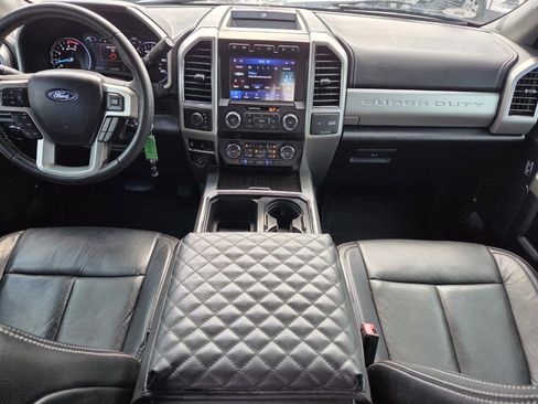 Used 2020 Ford F350 Lariat w/ Lariat Value Package AWD/4WD image 7