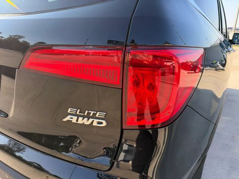 Used 2017 Honda Pilot Elite image 63