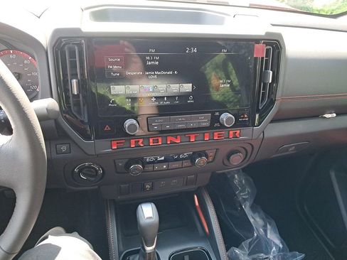 New 2025 Nissan Frontier PRO-4X image 19