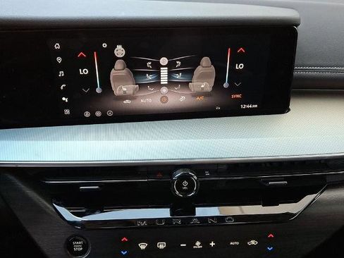 Certified 2025 Nissan Murano SL w/ Cargo Package image 17