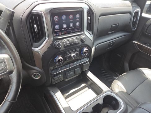 Used 2021 Chevrolet Silverado 1500 RST AWD/4WD image 36