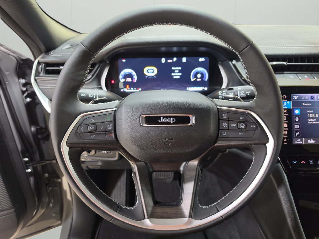 New 2027 Jeep Grand Cherokee Limited AWD/4WD image 19