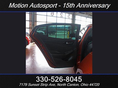 Used 2021 Nissan Maxima SR w/ Sport Mat Group image 39