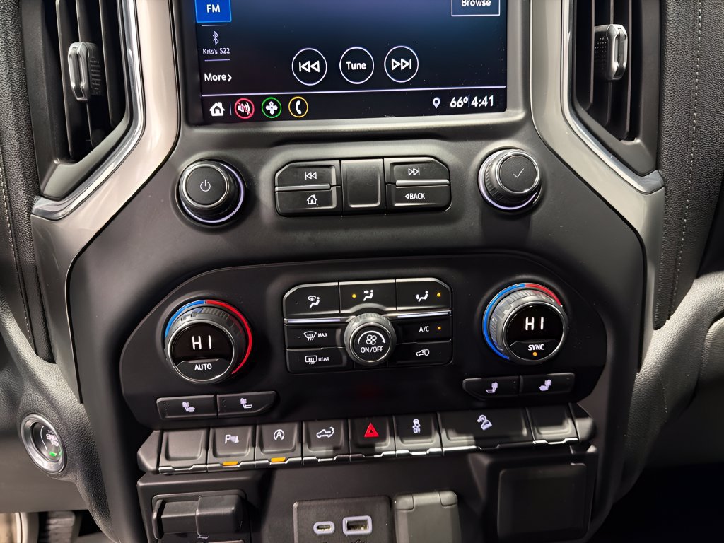 Used 2019 Chevrolet Silverado 1500 RST AWD/4WD image 14