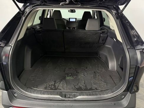 Used 2024 Toyota RAV4 AWD Hybrid image 25