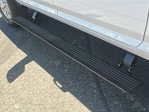 New 2025 RAM 2500 Laramie image 24