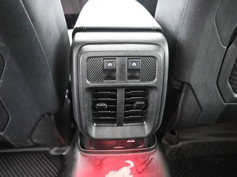 Certified 2025 Ford Bronco Badlands AWD/4WD image 24