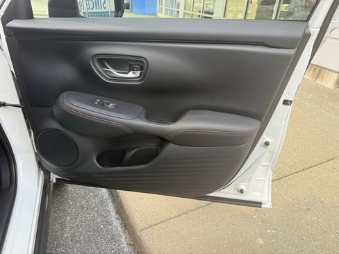 Used 2026 Honda HR-V Sport image 41