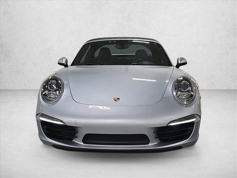 Used 2014 Porsche 911 Targa 4S image 2