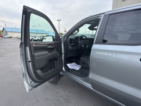 New 2026 Chevrolet Silverado 1500 LT Trail Boss AWD/4WD image 9