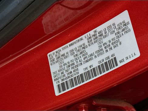 Used 2025 MAZDA CX-50 AWD 2.5 S w/ Premium Package image 12