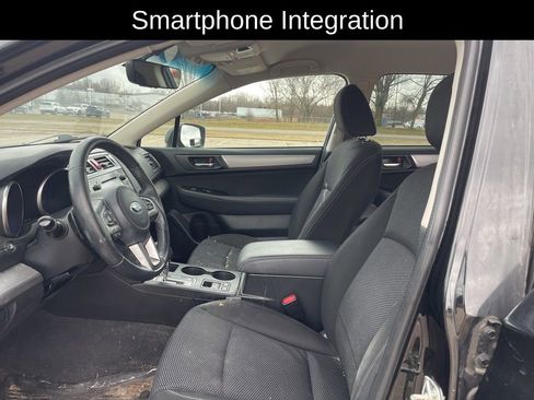 Used 2017 Subaru Outback 2.5i Premium image 9