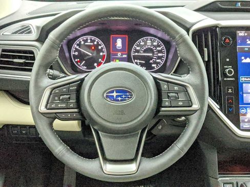New 2025 Subaru Ascent Limited image 18