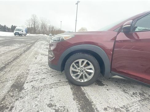 Used 2017 Hyundai Tucson Eco w/ Cargo Package image 25