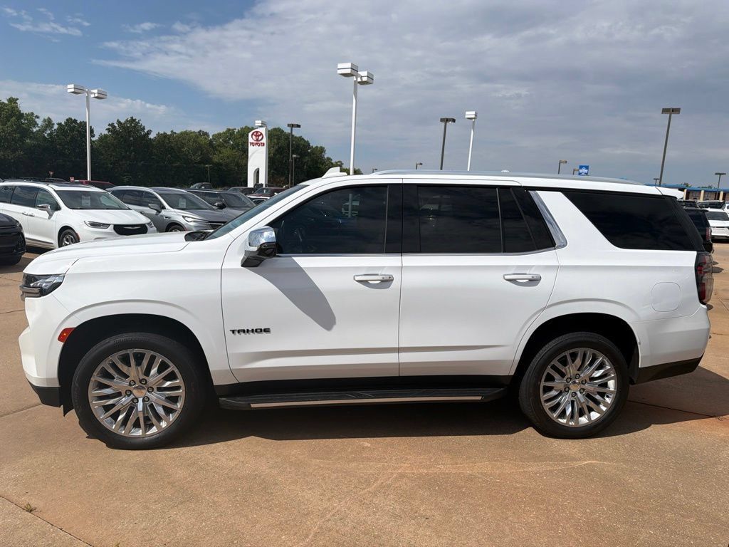 Used 2024 Chevrolet Tahoe Premier w/ Premium Package AWD/4WD image 7