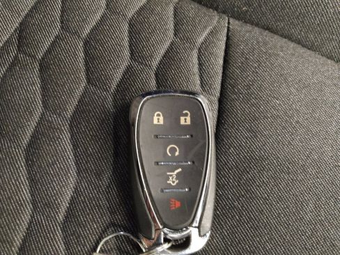 Used 2021 Chevrolet Equinox LT image 32