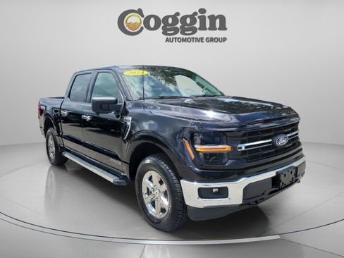 Certified 2024 Ford F150 XLT w/ Mobile Office Package AWD/4WD image 4