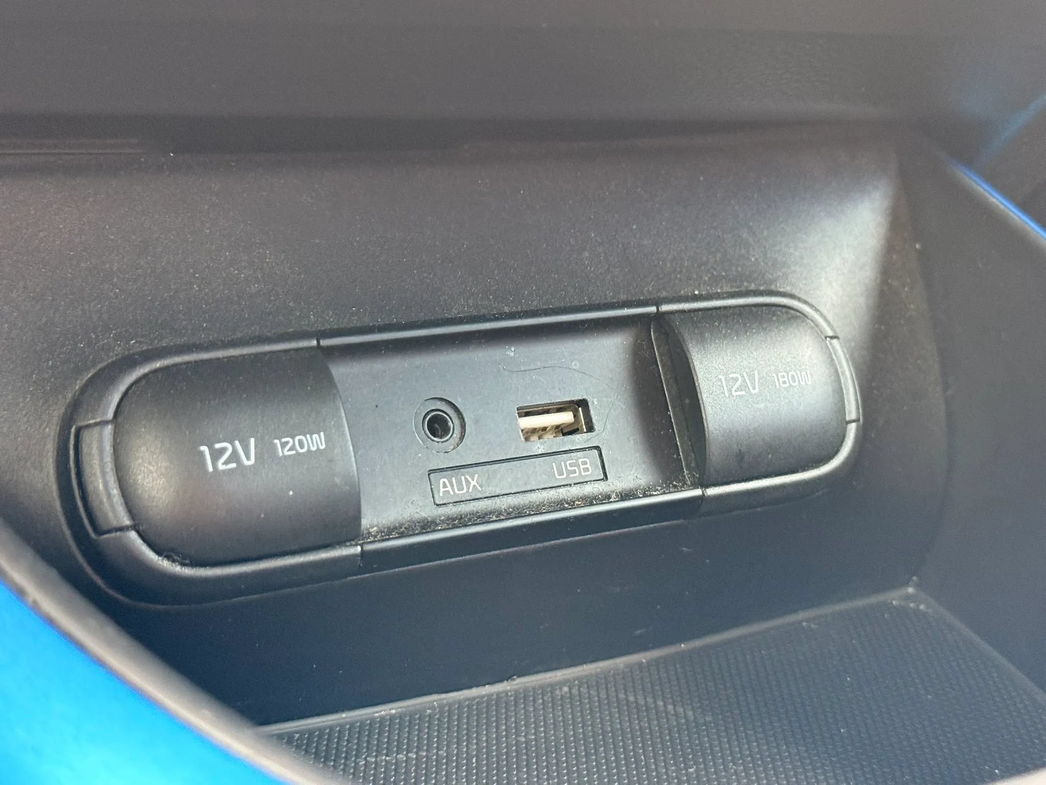 Used 2016 Kia Soul + w/ Designer's Package FWD image 27