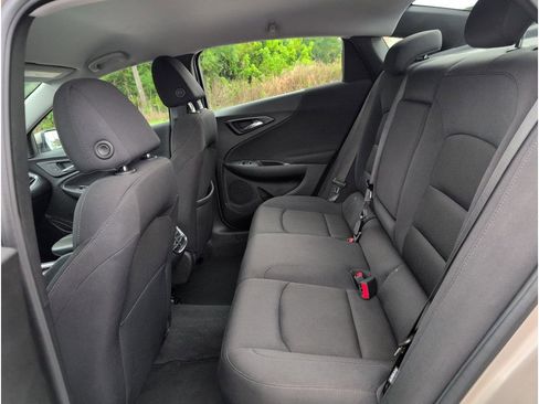 Used 2023 Chevrolet Malibu LT image 29