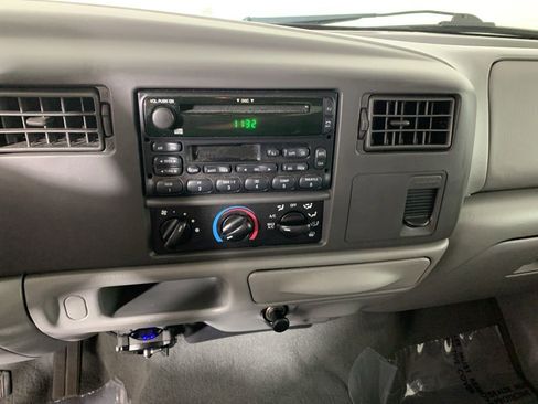 Used 2003 Ford F350 XLT RWD image 21