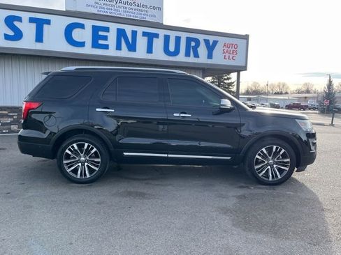 Used 2016 Ford Explorer Platinum image 14