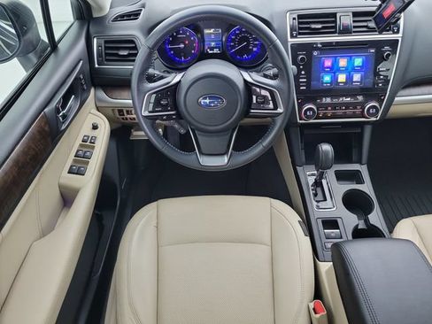 Used 2018 Subaru Outback 3.6R Limited w/ Popular Package #2 AWD/4WD image 18