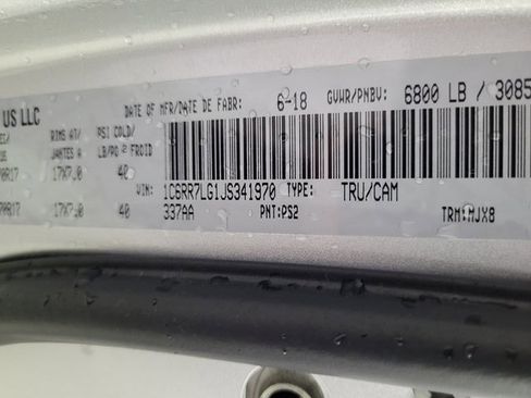 Used 2018 RAM 1500 Classic SLT image 43