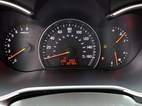 Used 2015 Kia Sorento LX image 26