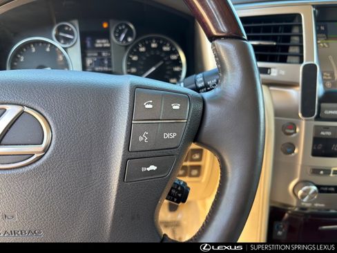 Used 2015 Lexus LX 570 4WD image 28