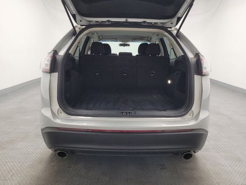 Used 2017 Ford Edge SE AWD/4WD image 29