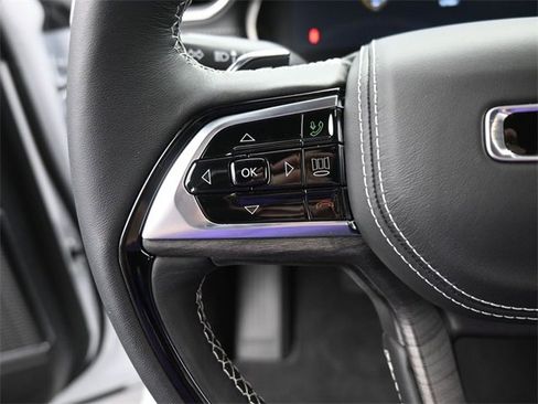 New 2025 Jeep Grand Cherokee Overland w/ Adv Protech Group III image 31