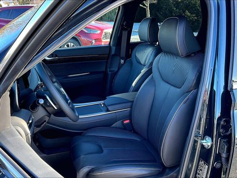 Used 2025 Hyundai Palisade Calligraphy image 10