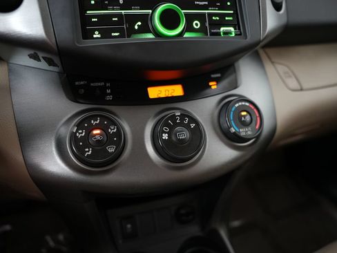 Used 2010 Toyota RAV4 4WD V6 image 19