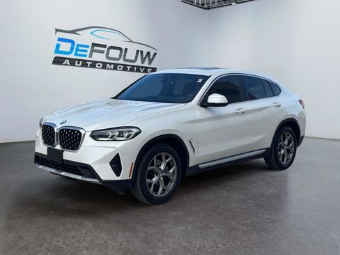 Used 2022 BMW X4 xDrive30i w/ Convenience Package image 7