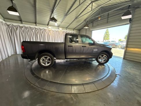 Used 2018 RAM 1500 Express RWD image 4