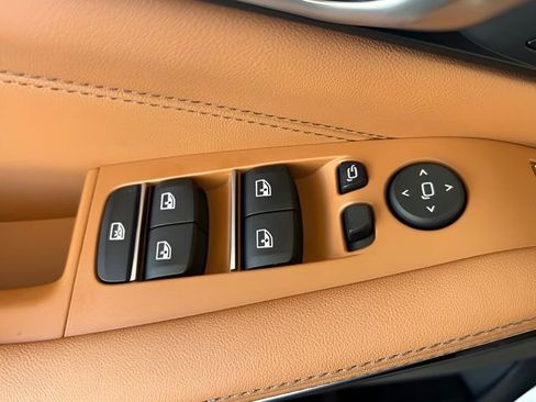 New 2026 BMW X5 xDrive40i w/ Climate Comfort Package image 10