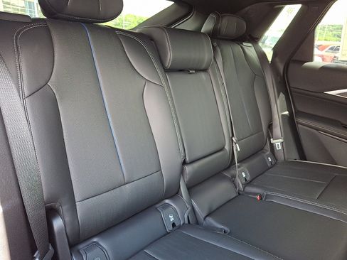 New 2026 Cadillac Lyriq Premium Luxury AWD/4WD image 20