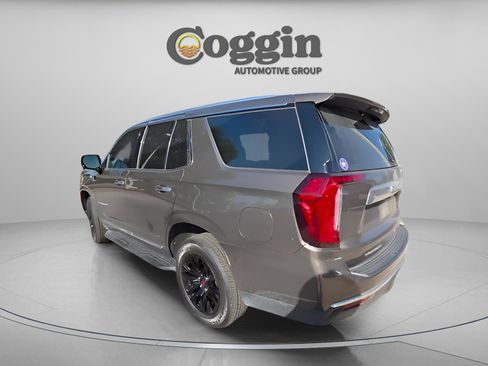 Used 2021 GMC Yukon SLT w/ SLT Premium Package image 9