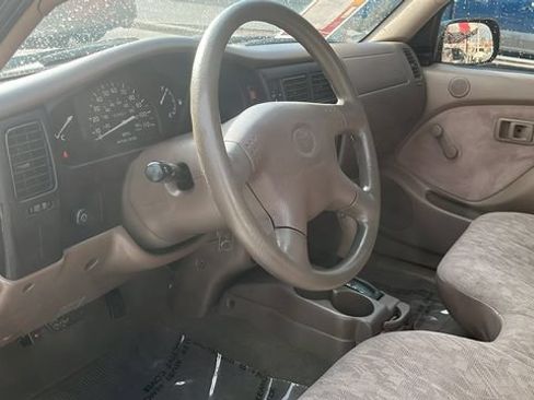 Used 2003 Toyota Tacoma 2WD Regular Cab image 13